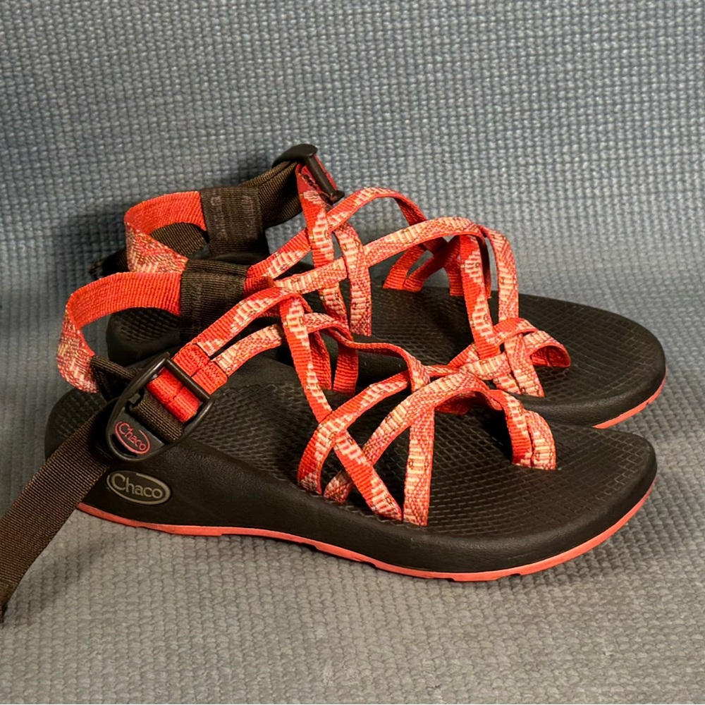Chaco ZX/2 Classic Outdoor Sandals‎ Pink Women’s Size 5
